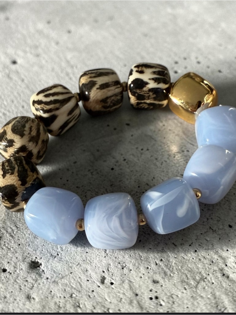 Blue Swirl Beaded Stretch Bracelet with Gold Accent